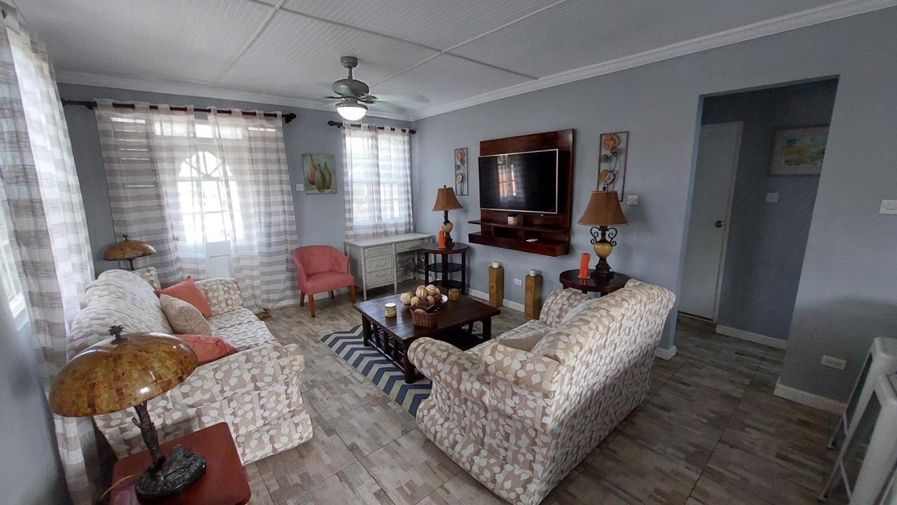 Carmen Apartment Bridgetown Eksteriør billede