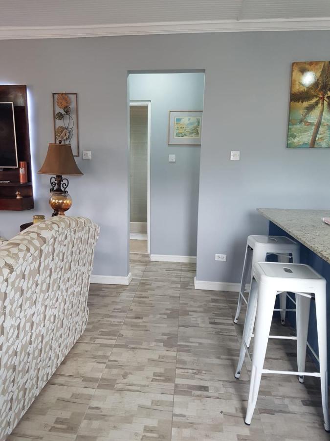 Carmen Apartment Bridgetown Eksteriør billede